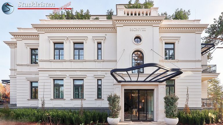 Stuckherstellung: Deckenleisten nach Maß Stuckherstellung: Deckenleisten nach Maß